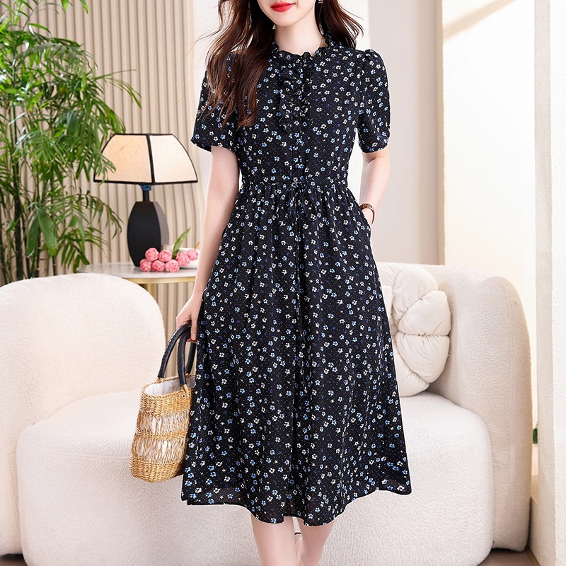 French Vintage Floral Midi Dress - Vintage marineblauwe bloemenprint midi-jurk met ruches,