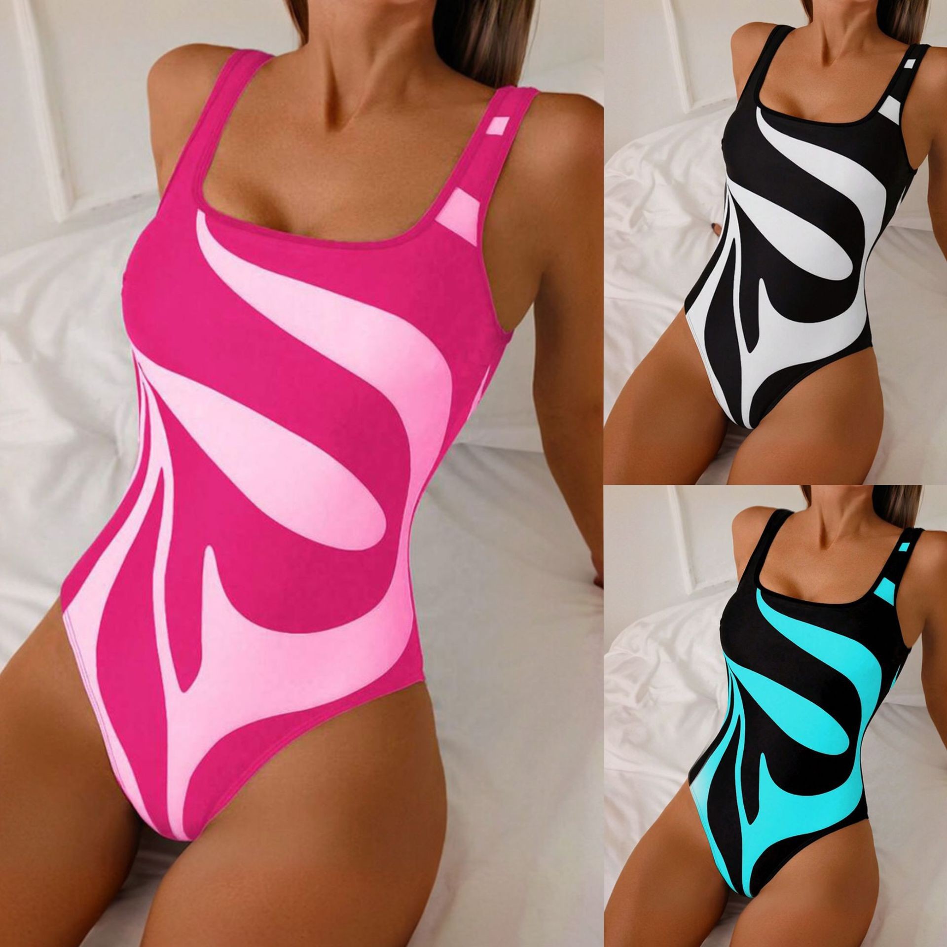 Swimwear - Vrouwelijke tankini met abstracte print, bikini